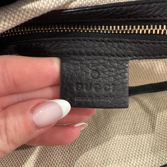 GUCCI shoulder bag
Black leather - Picture 5 of 6